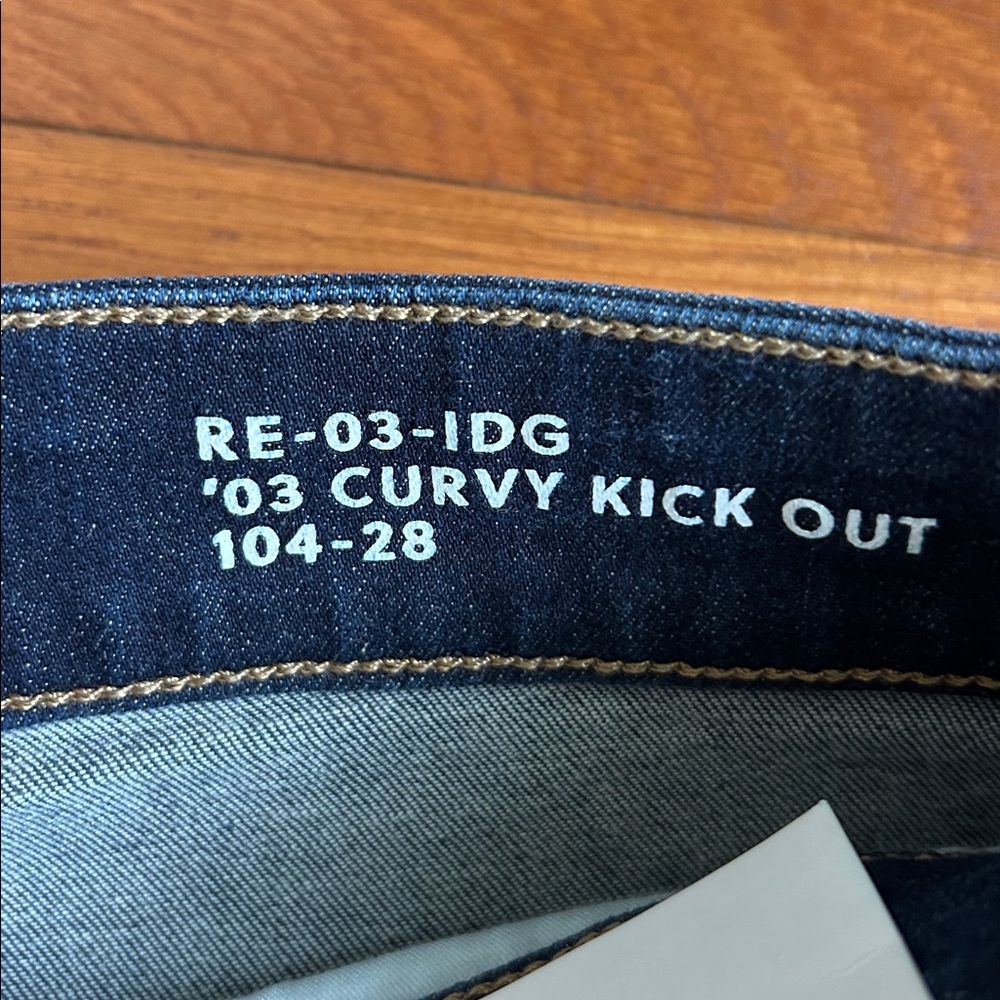 J.Crew- NWT ‘03 curvy kick out indigo jean🌟Final price 🌟 - Picture 5 of 7
